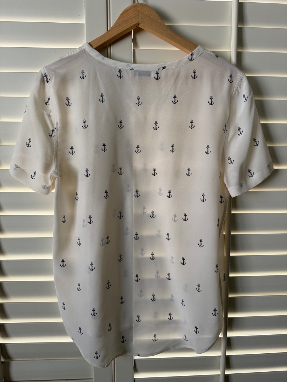 Equipment Women's White Anchor-Print Short Sleeve Blouse - Picture 5 of 6